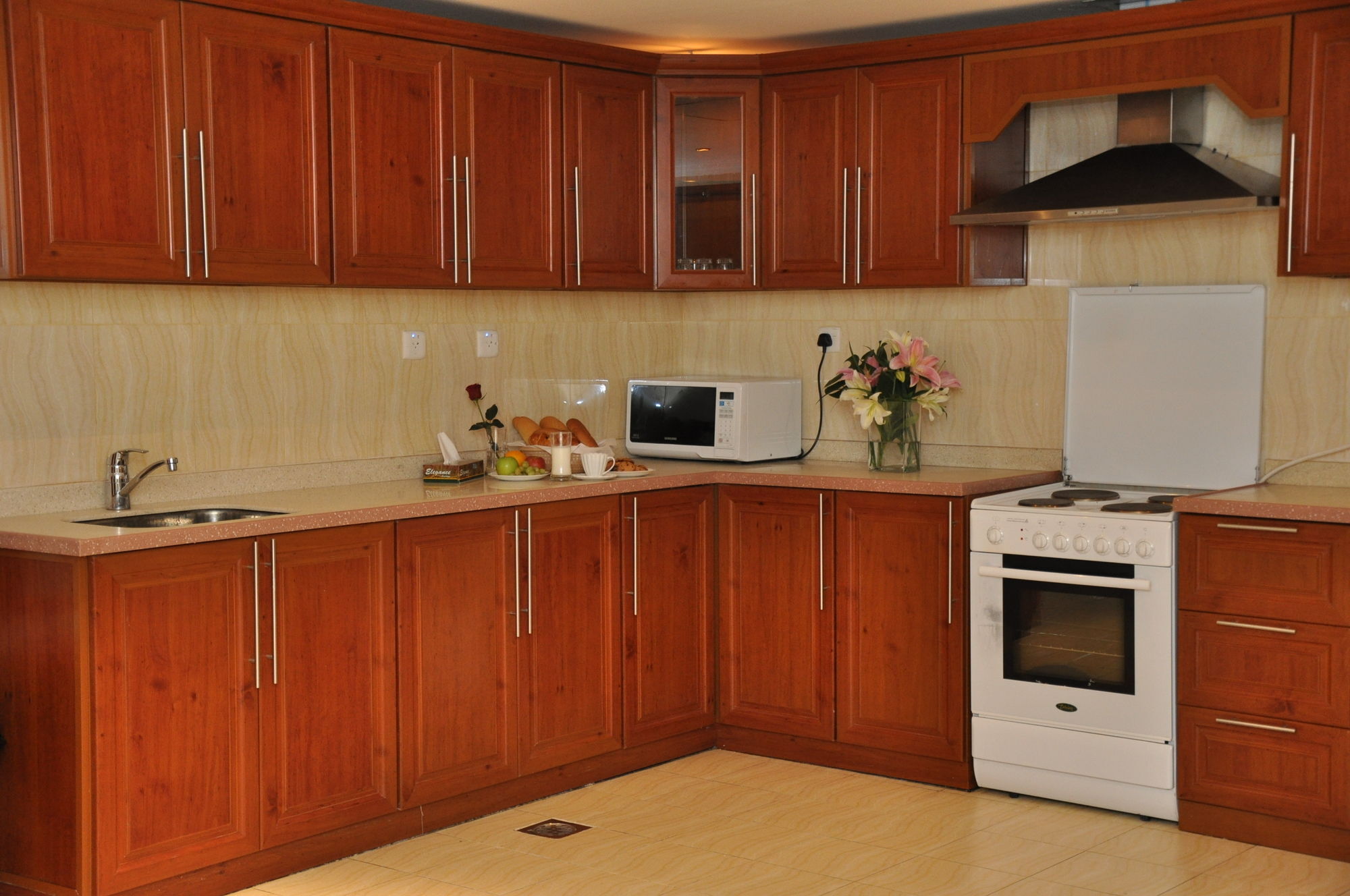 Taiba Suites Madinah Medína Exteriér fotografie A modern kitchen